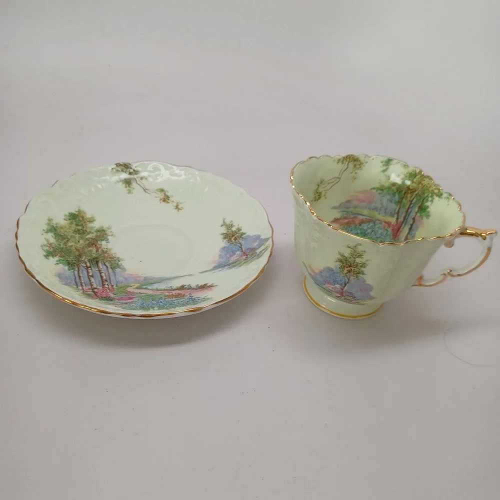 Aynsley Bone China Teacup and Saucer Set Woodland Landscape Green‎ Gold C493/2